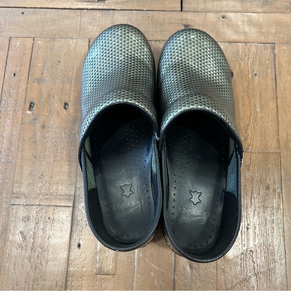 Dansko Womens Professional Clog Leather EU 41 US 10 Metallic Geometric Comfort - Picture 4 of 12